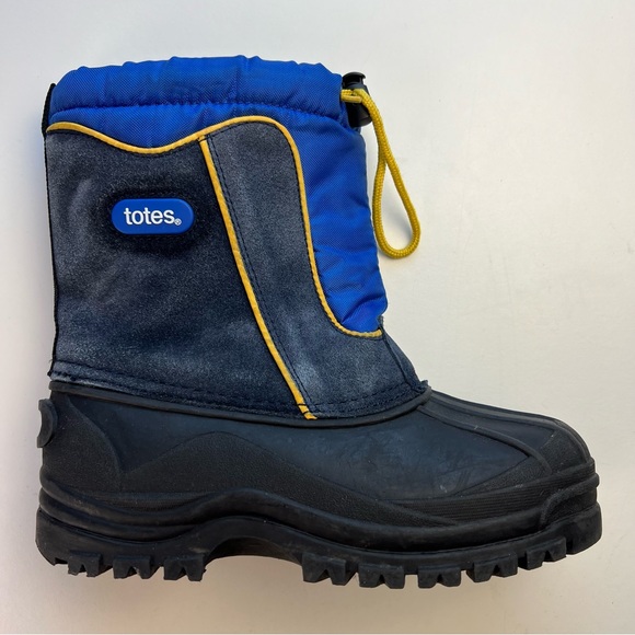 TOTES Kids Winter Snow Boots - Suede Top Duck Boots - Size 4 - Style: Greg - Picture 2 of 8